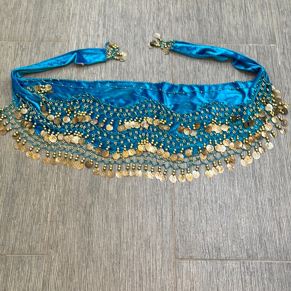 Belly dancer waist scarf in a blue velvety material and all the chains one size